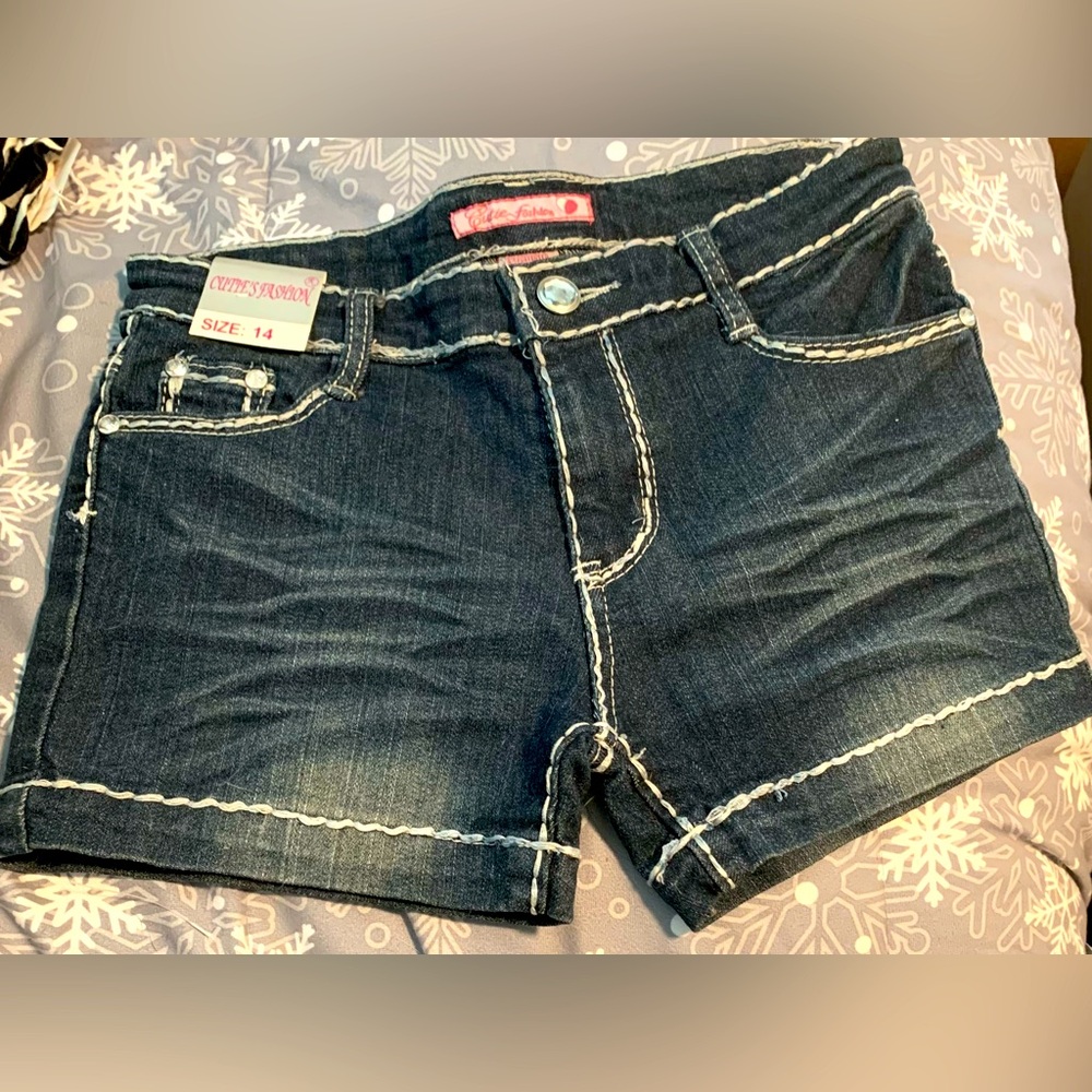 NWT - Cutie Fashion Blue Jean Shorts Girls Size 14.  Orig $30. Sell $18